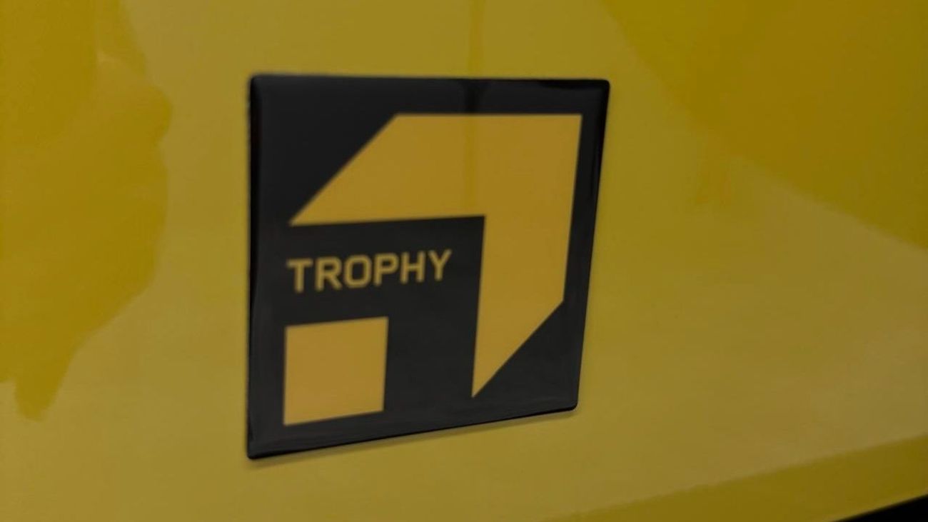 Land Rover Defender Trophy Edition V6 | GCC Specs | 5-Year Warranty & Service Contract