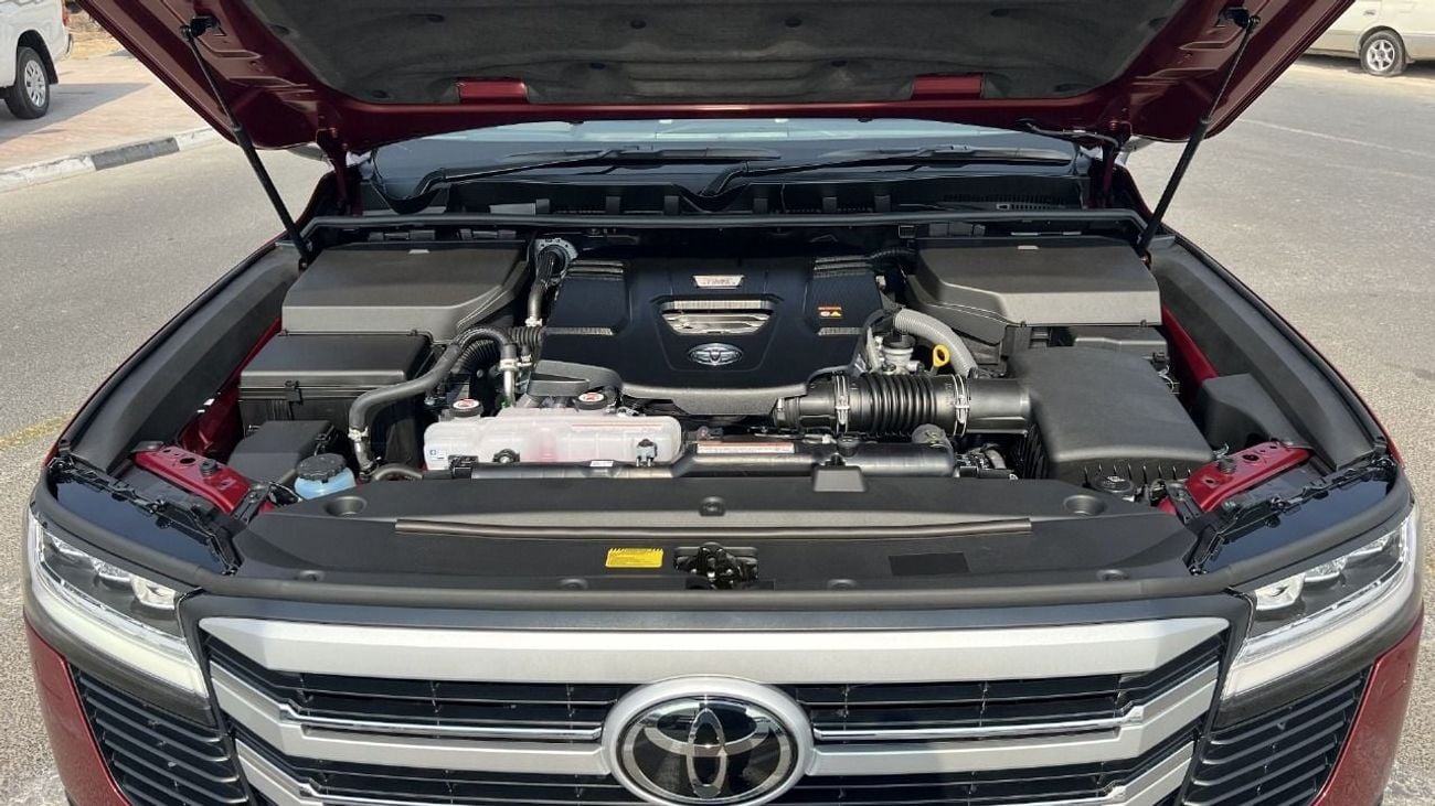 Toyota Land Cruiser SAHARA DIESEL 3.3L 7 SEATS