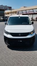 بيجو بارتنر longBody