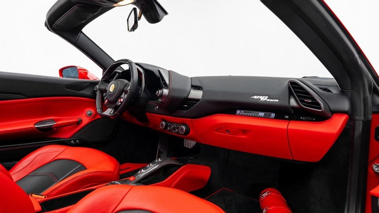 Ferrari 488 Spider STANDARD - 2018 - GCC Specs
