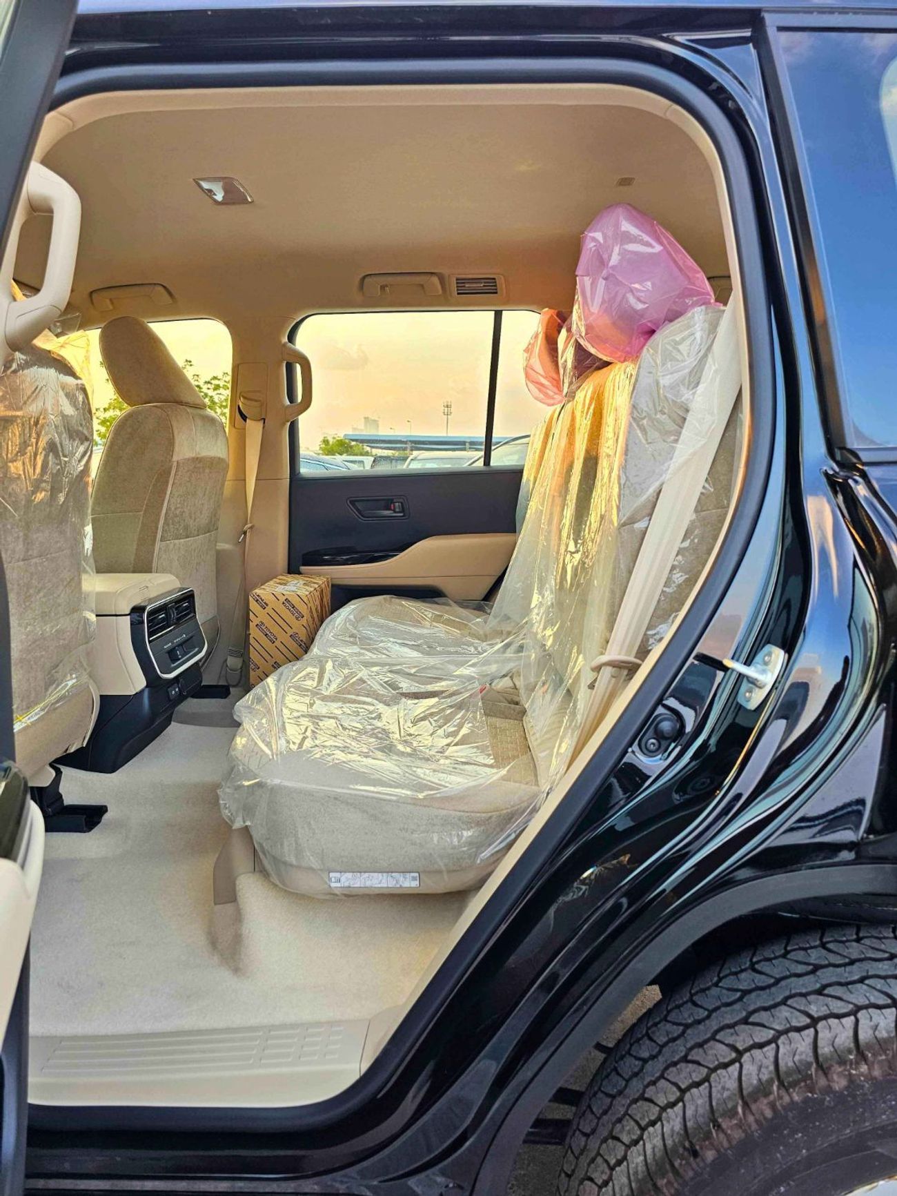 تويوتا لاند كروزر GXR TWIN TURBO / 3.5L V6 PETROL 4WD / DRIVER POWER SEAT/ FABRIC SEATS/ CODE # GXR-G