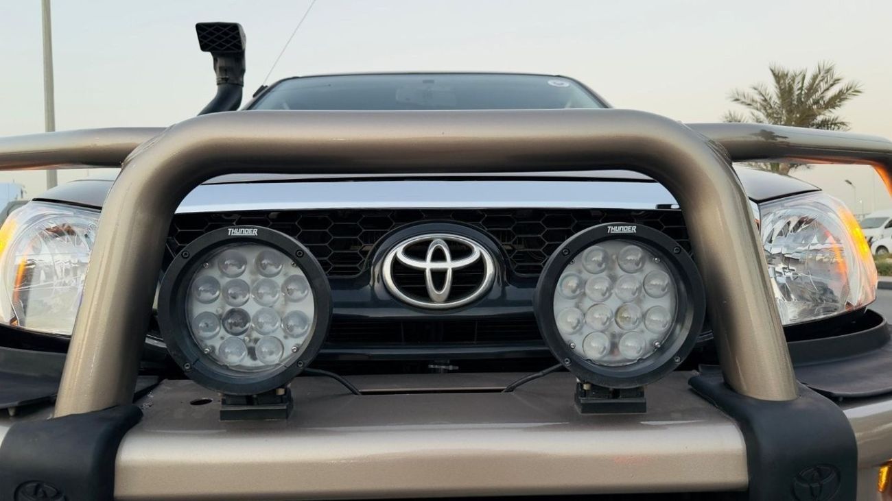 Toyota Hilux DOUBLE CABIN | RHD | MANUAL TRANSMISSION | 3.0L DIESEL ENGINE | 2009