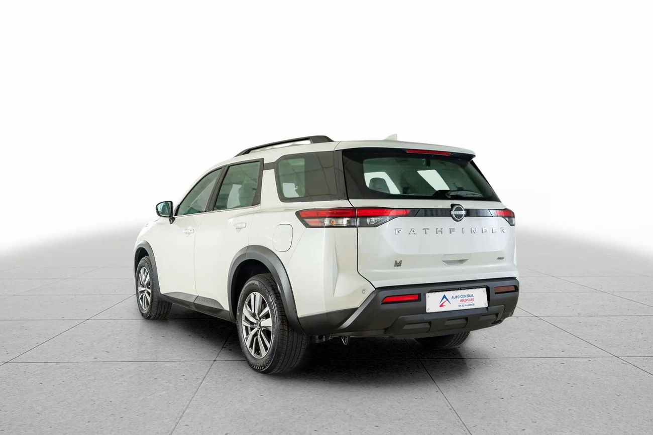 Nissan Pathfinder S 3.5