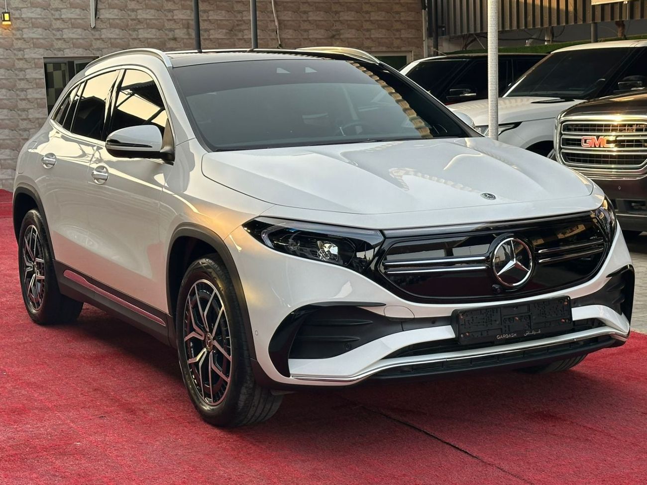 مرسيدس بنز EQE 350+ SUV