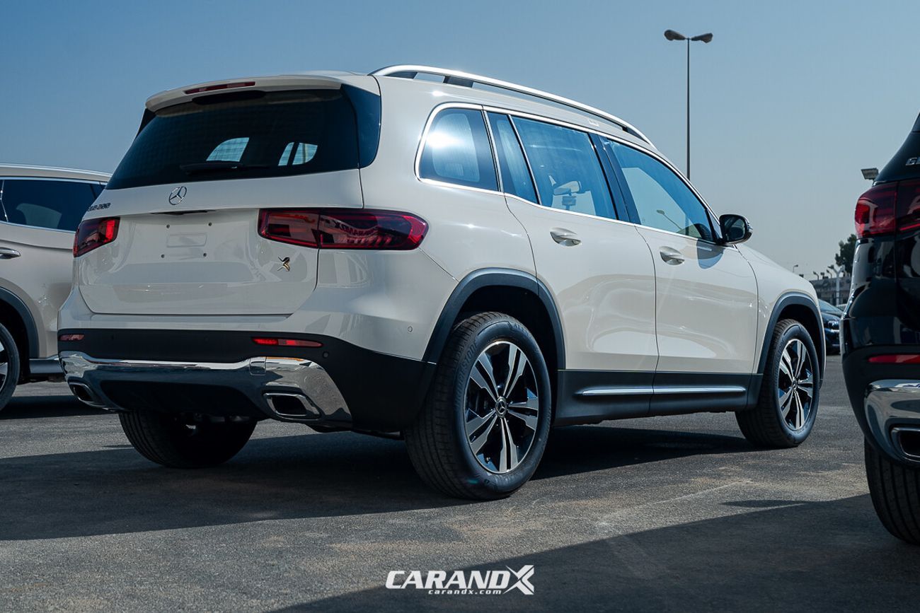 مرسيدس بنز GLB 200 Mercedes-Benz GLB 200 1.3 TURBO 2024