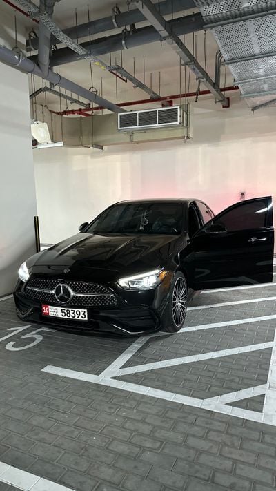 مرسيدس بنز C 300 صالون دفع رباعي