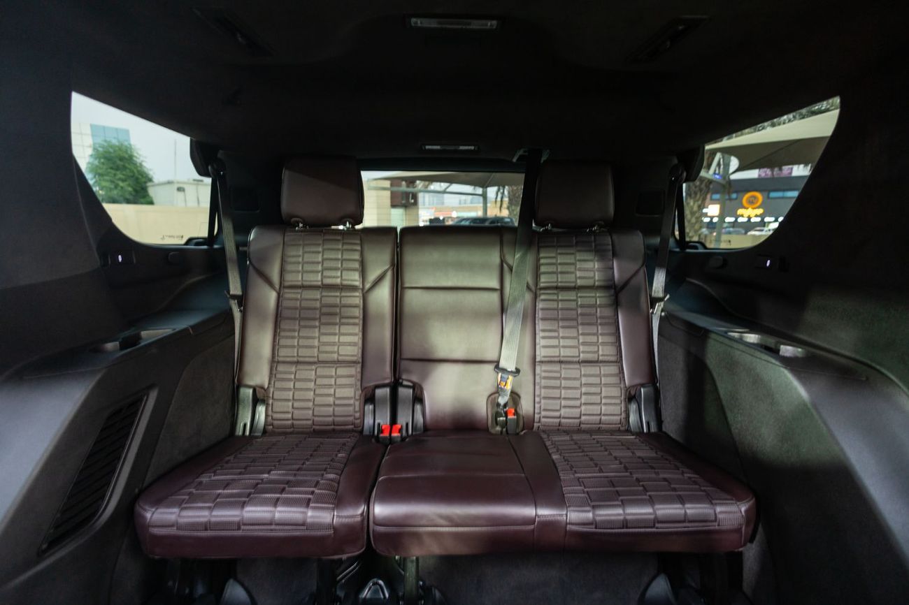 Cadillac Escalade Sport Platinum 6.2L 4WD