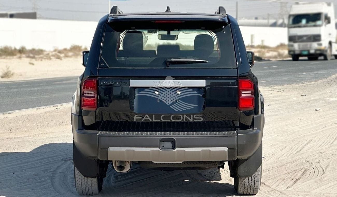 تويوتا برادو 2.7L PETROL LIMITED 6A/T