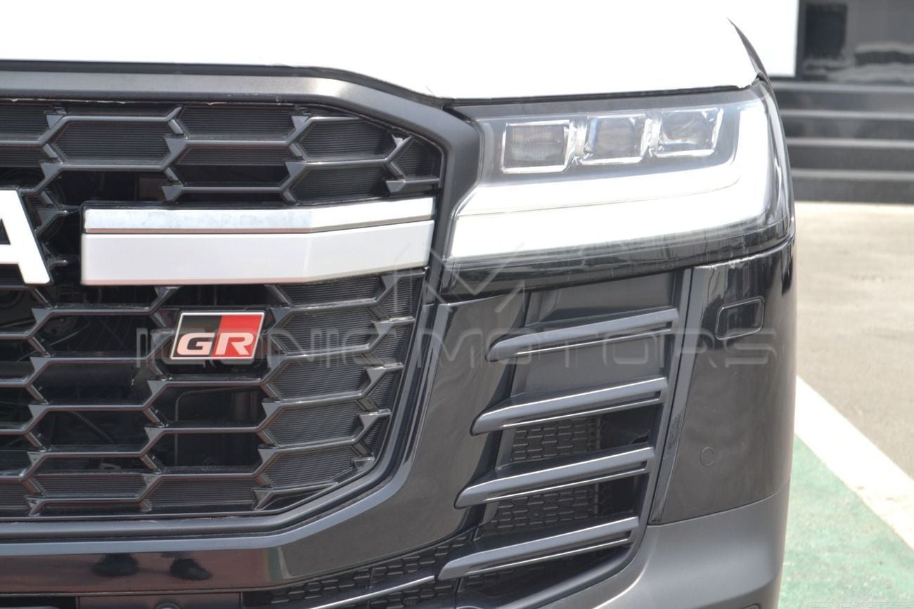 Toyota Land Cruiser GR-S 3.3L DIESEL 2025 TOYOTA LAND CRUISER GR-SPORT 3.3L