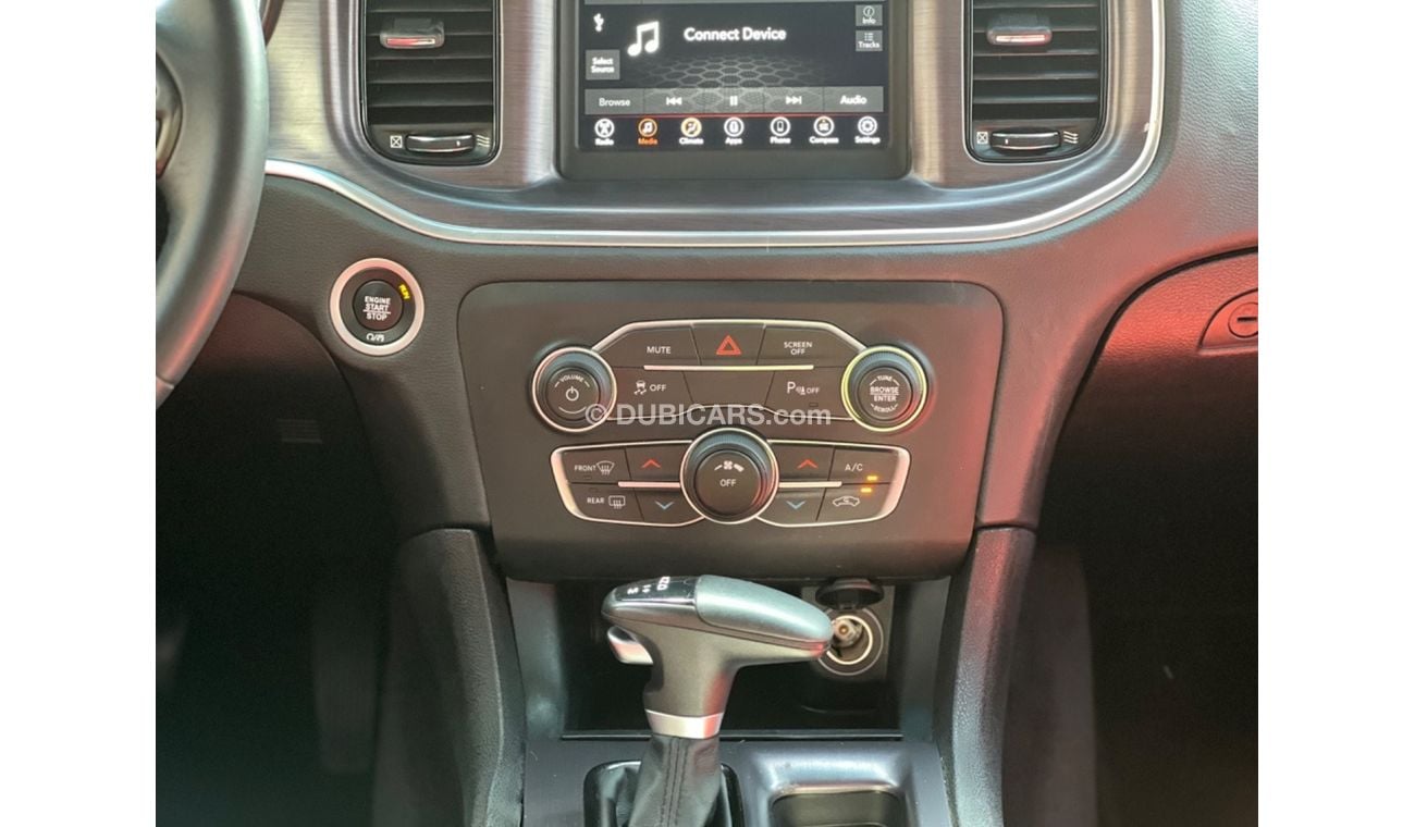 Dodge Challenger Dodge Charger SXT+ /2018 / USA