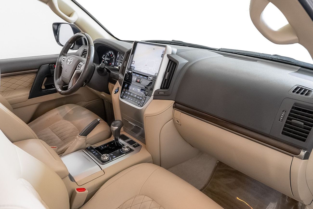 Toyota Land Cruiser GXR 4.6L