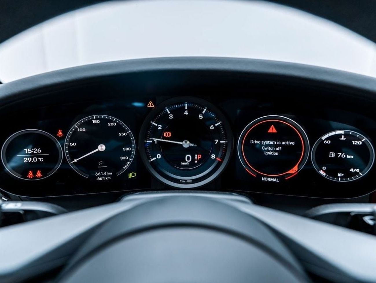 Porsche 911 Carrera 3.0L (380 HP) Coupe 2024 Porsche Carrera, 2026 Porsche Warranty, Aero Kit, Very Low KMs, GCC