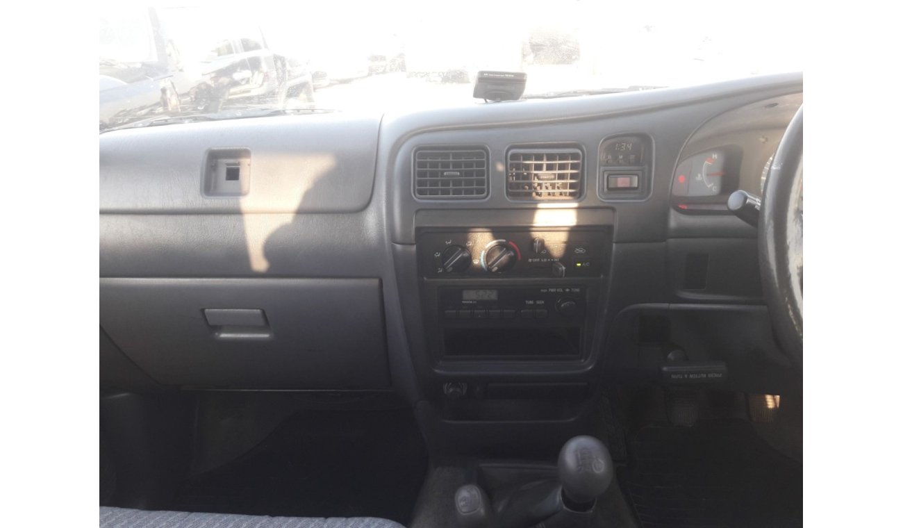 Toyota Hilux TOYOTA HILUX RIGHT HAND DRIVE (PM1036)