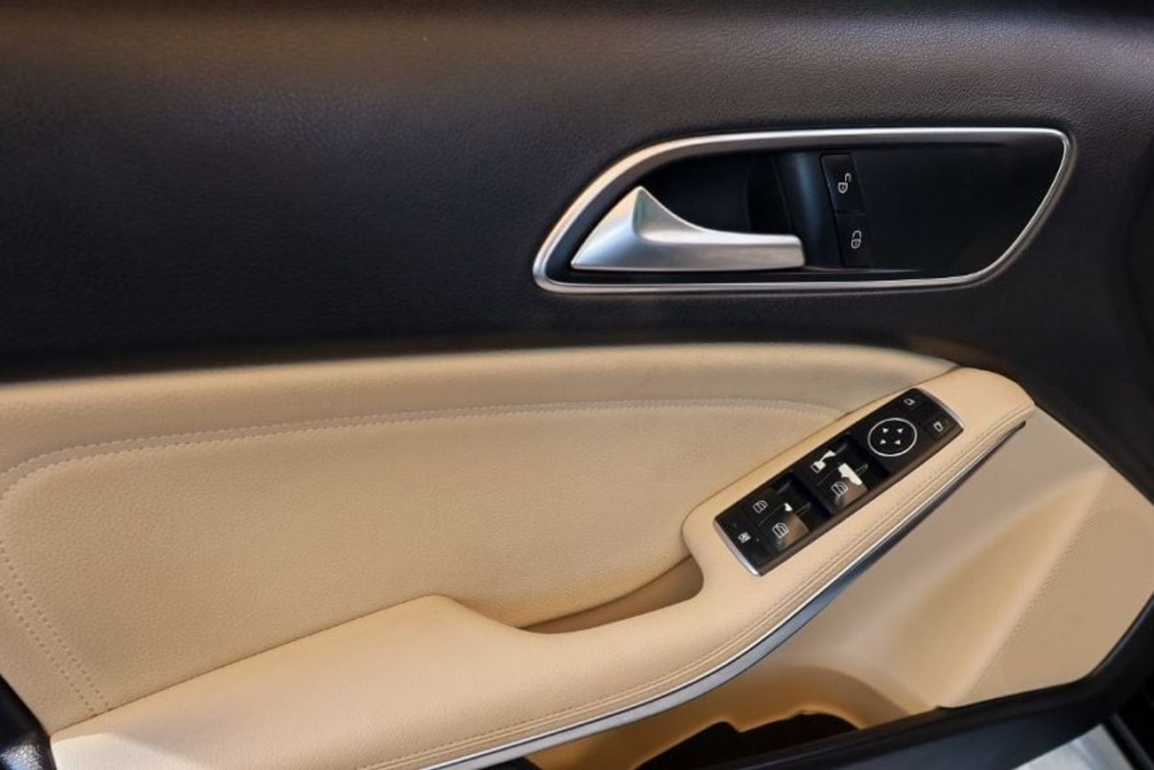 مرسيدس بنز GLA 220 Std