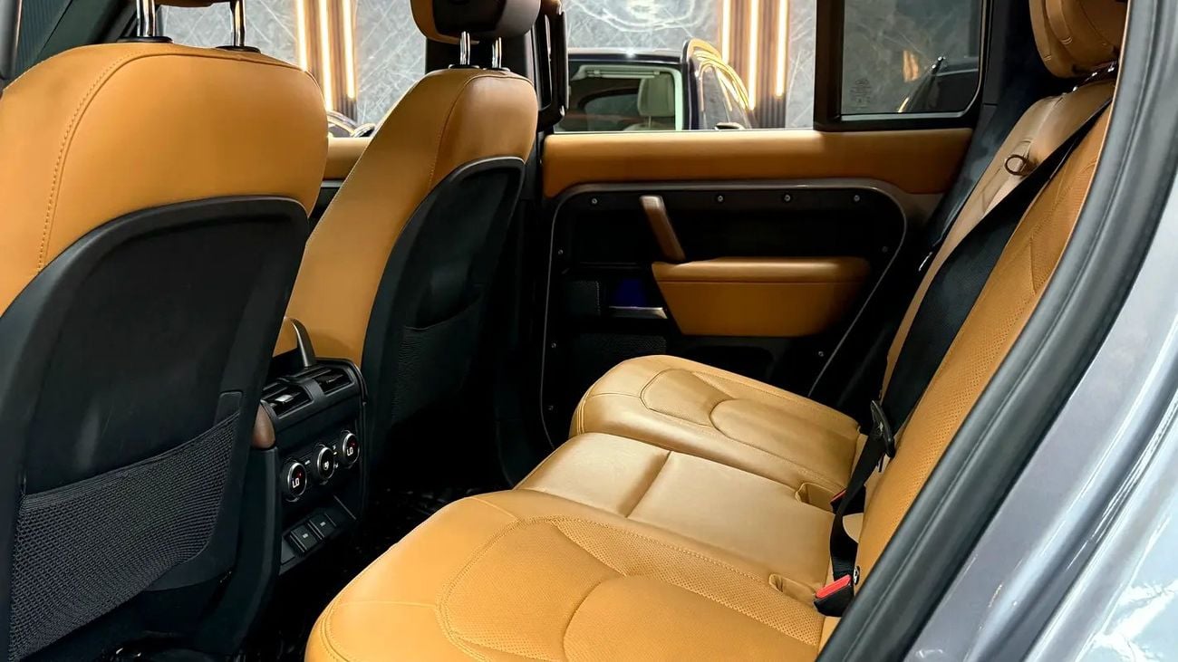 Land Rover Defender P400 110 S 3.0L (5 Seater)