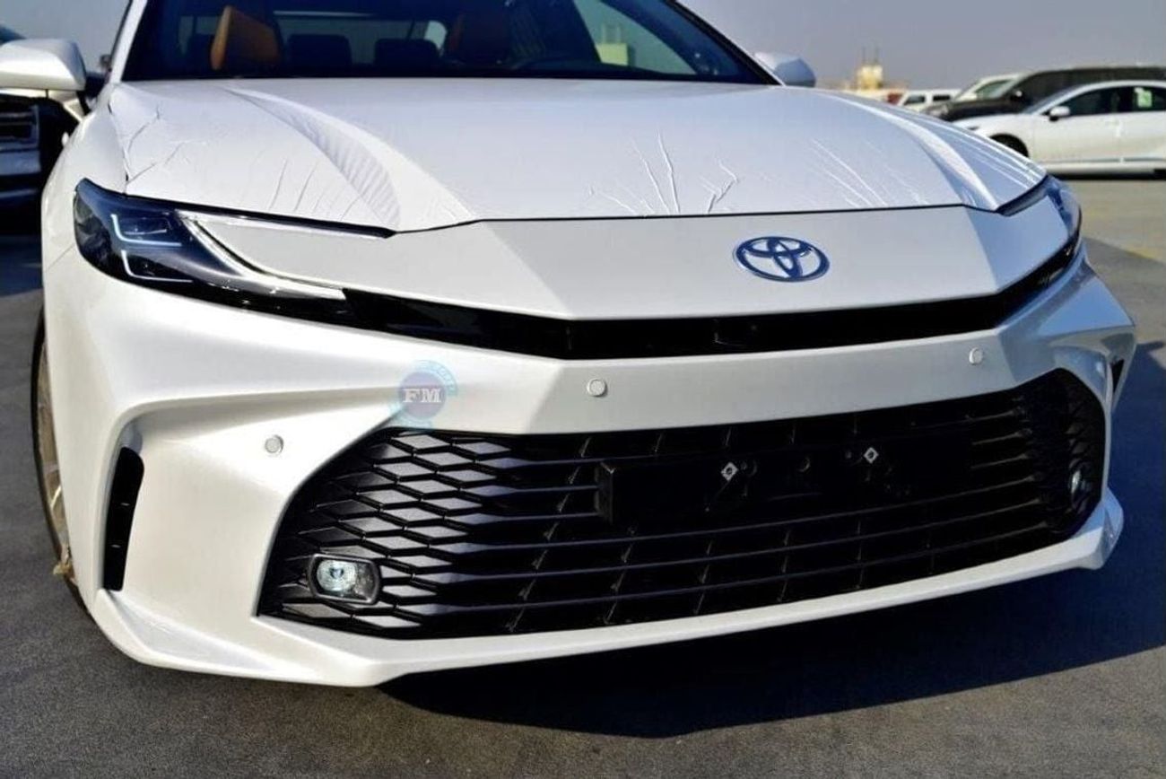 Toyota Camry Hybrid Lumiere 2.5L Automatic