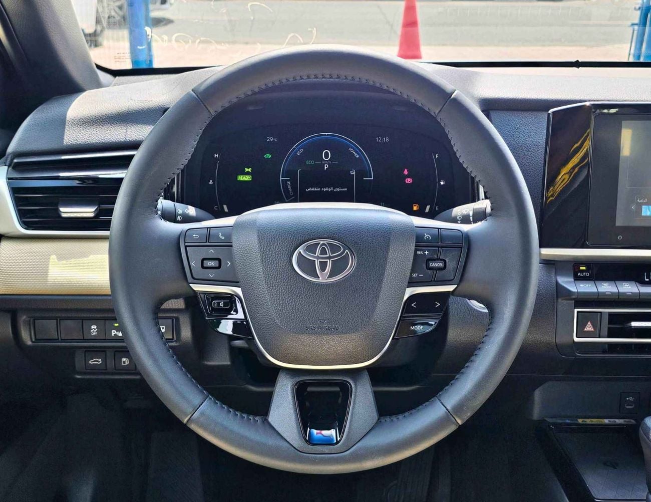 Toyota Camry E-PLUS HYBRID / 2.5L V4 PETROL / FABRIC SEATS WITH DRIVER POWER SEAT / PUSH START / DVD+CAMERA / SUN