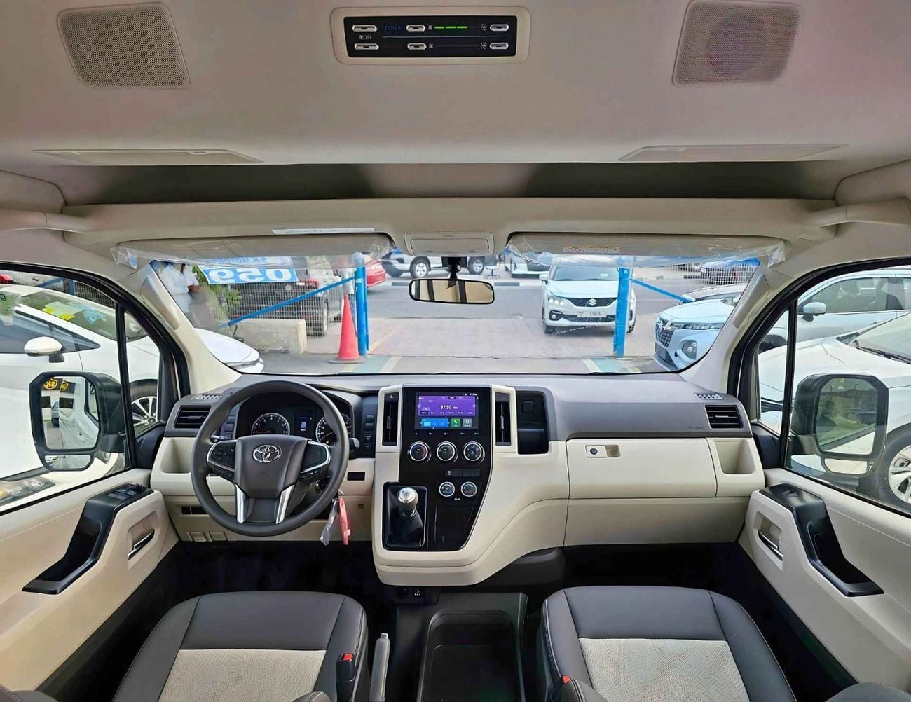 Toyota Hiace GL HIGHROOF GL/3.5L PETROL M/T V6/HIGH OPTION 13 SEATER/ CODE # HHGL35MP