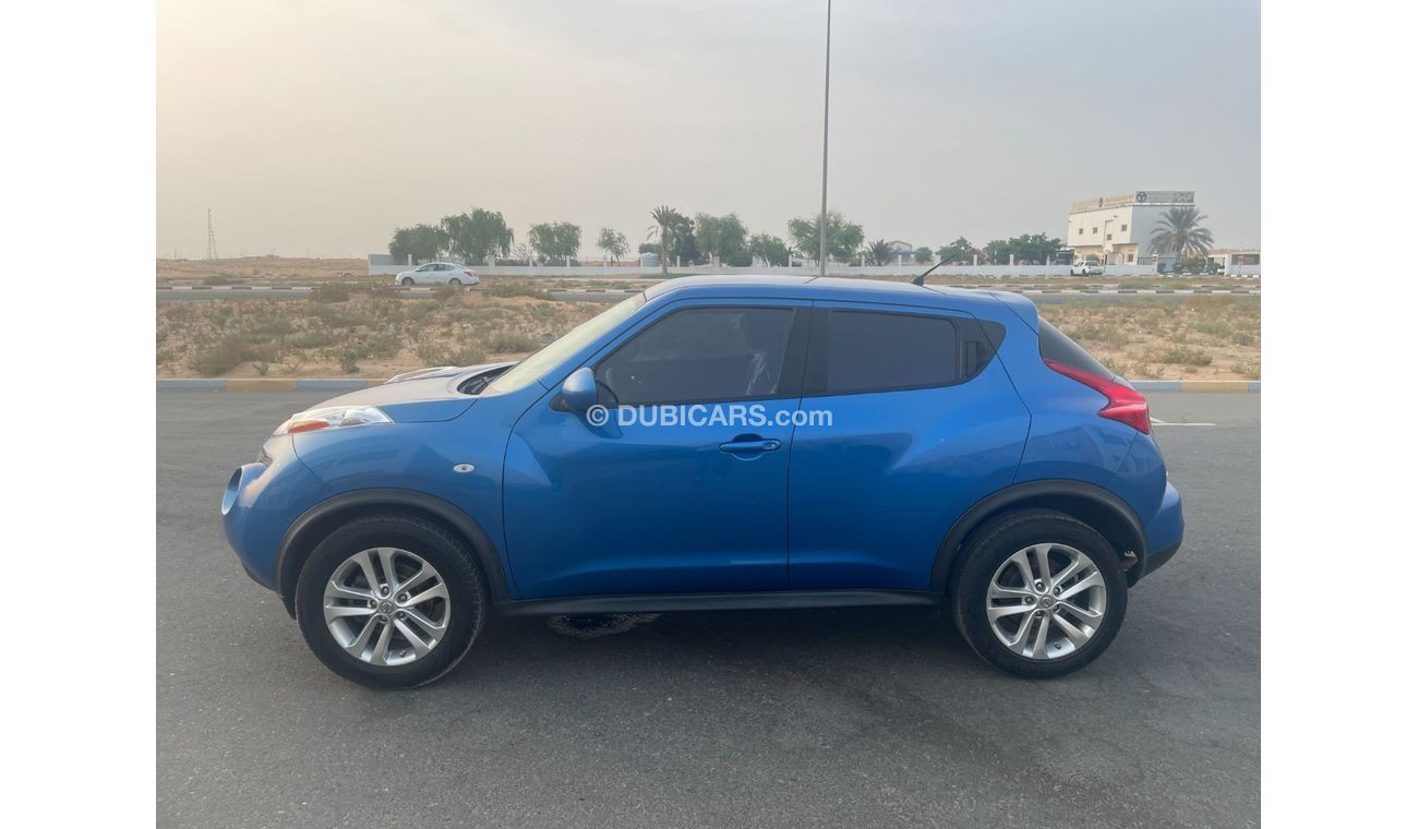 نيسان جوك موديل 2012 ماكينة 1600 سي سي - نظيفة جدا / بدون حوادث