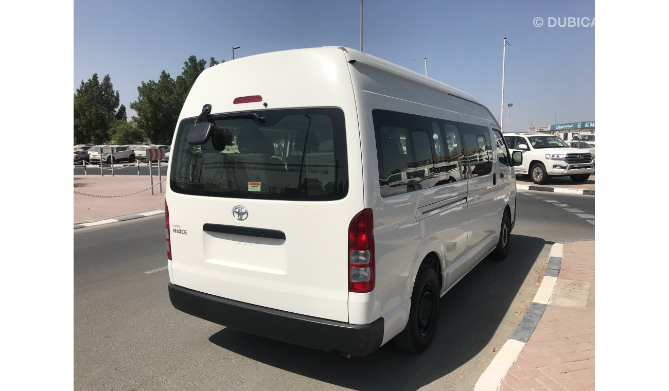 Toyota Hiace HIGH ROOF 2.5L DIESEL