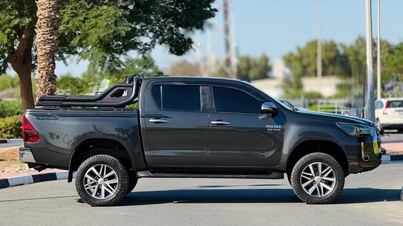 تويوتا هيلوكس PUSH START | DIGITAL AIR CONDITIONER | POWER SEATS | AT | 2.8L DIESEL | RHD