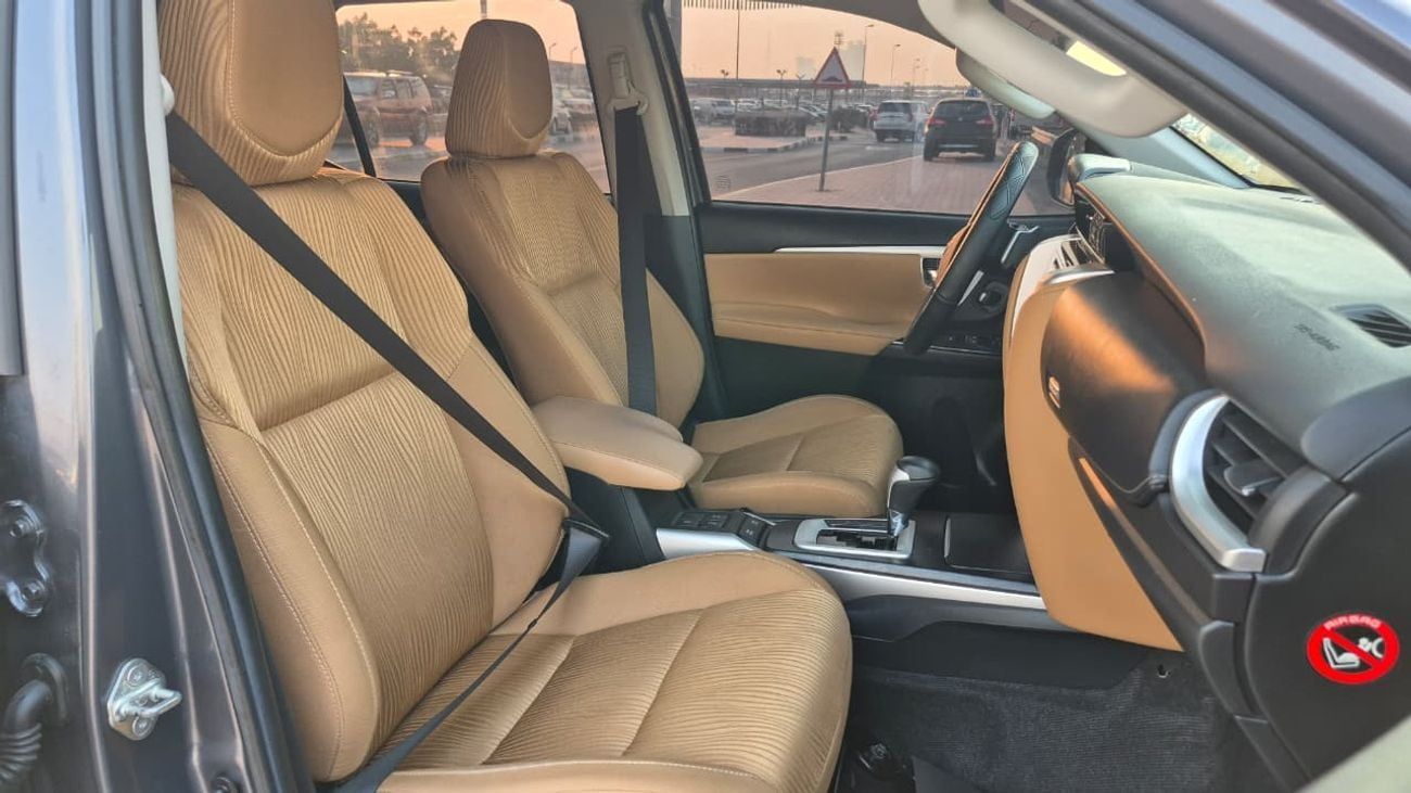 Toyota Fortuner GXR 4.0L (278 HP)