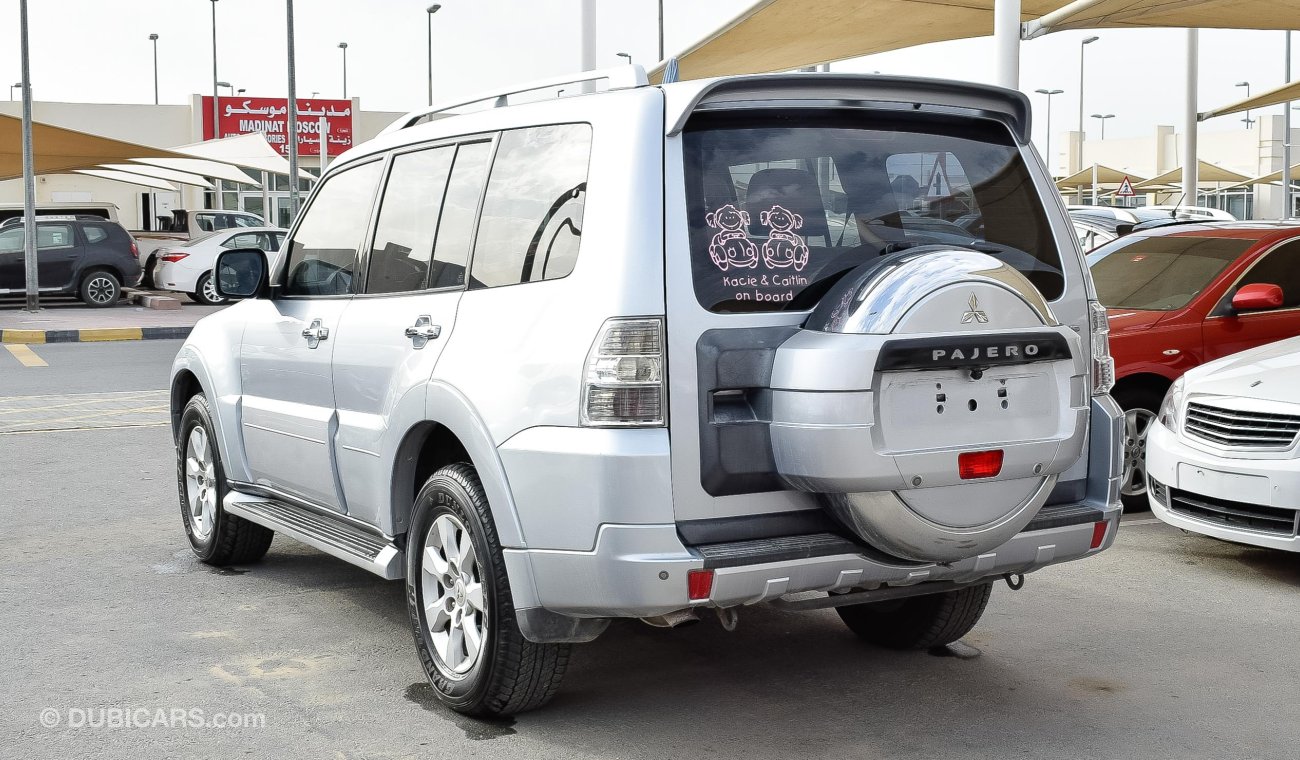 Mitsubishi Pajero GLS V6