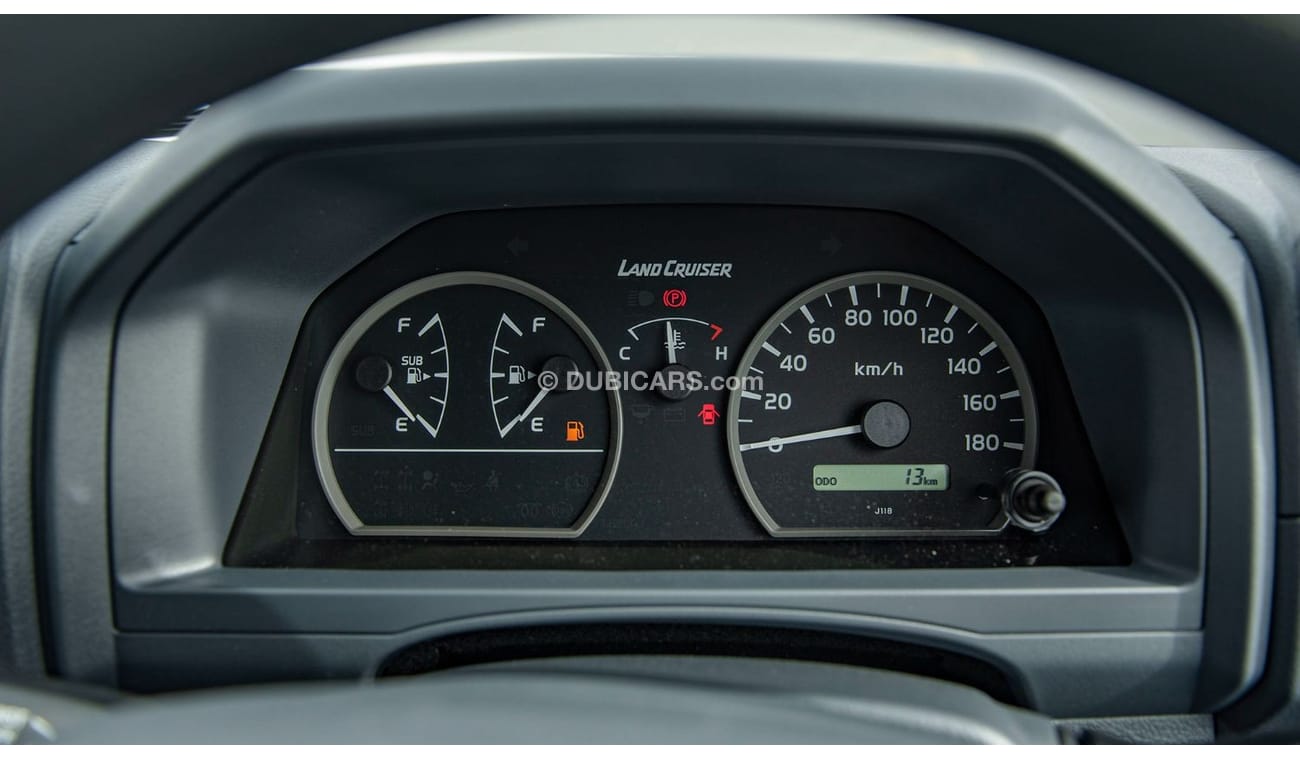 تويوتا لاند كروزر 70