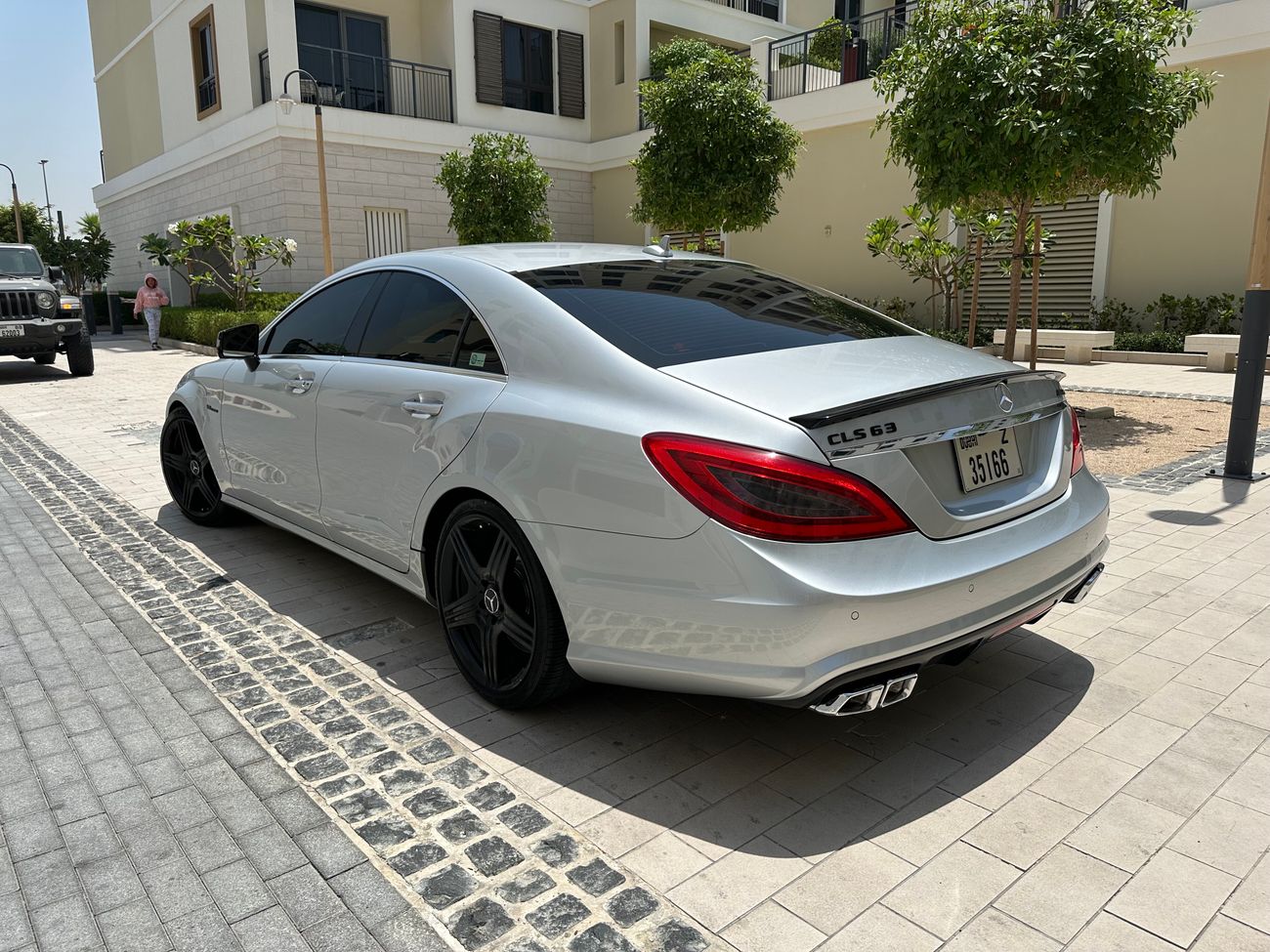 مرسيدس بنز CLS 63 AMG 5.5L