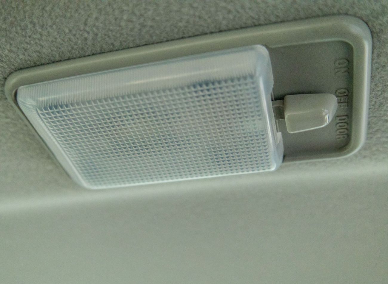 تويوتا لاند كروزر 70 2025 Toyota LC76 Hardtop 4.0L - Beige Inside Sadlle Tan | Export Only