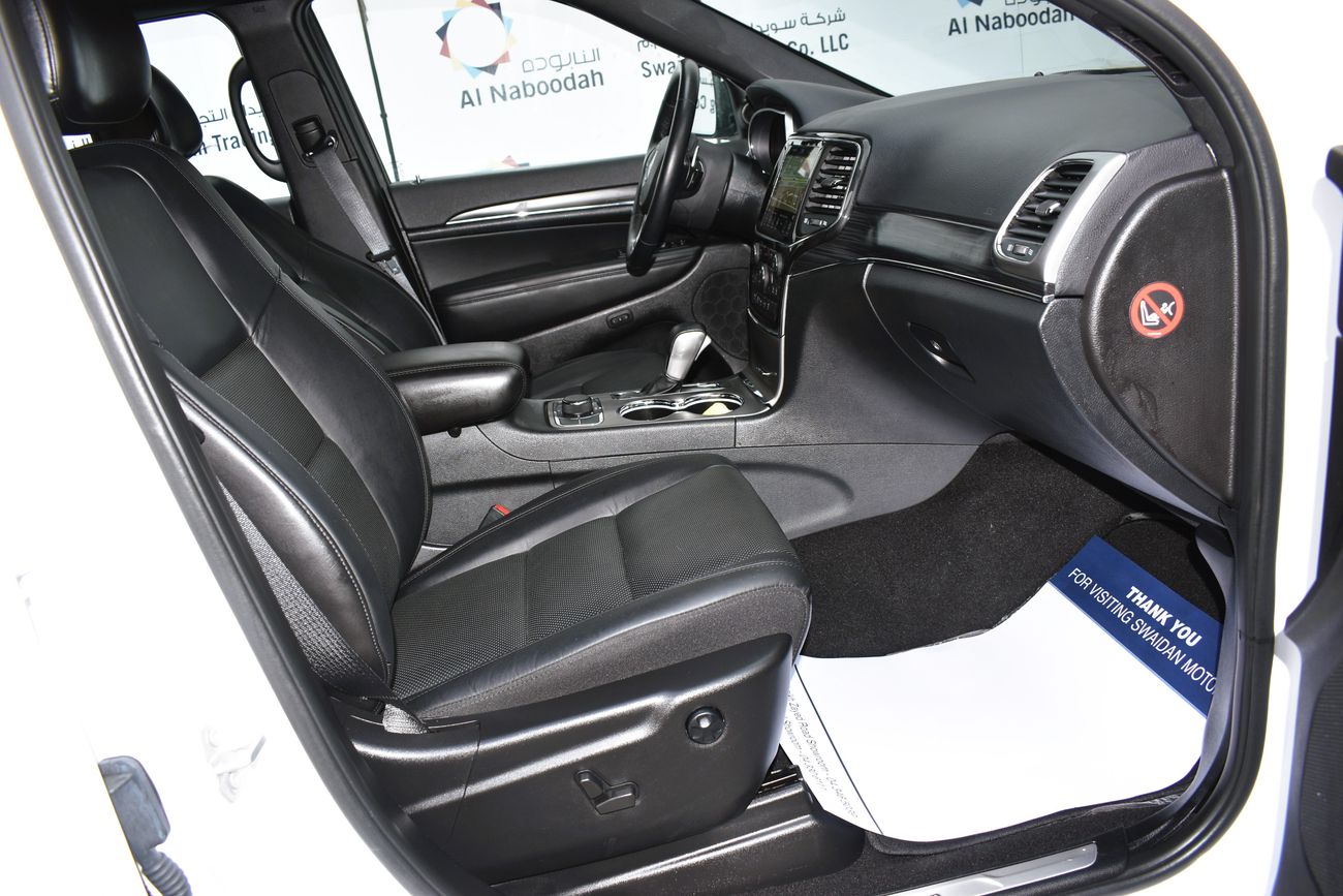 جيب جراند شيروكي AED 2190 PM LIMITED 3.6 AT 4WD GCC DEALER WARRANTY