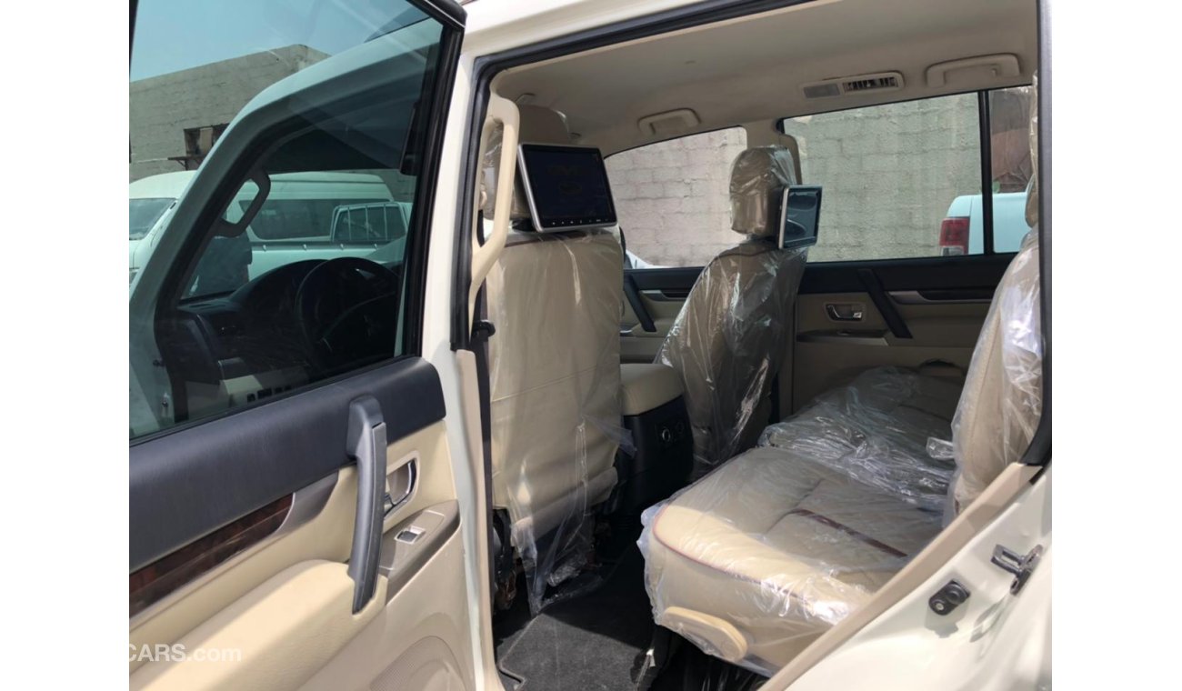 Mitsubishi Pajero 3.5L Petrol, TESLA DVD 16", 1 Power Seat, Leather Seats, Headrest DVD, 17" Rims,  (LOT # MP2017)