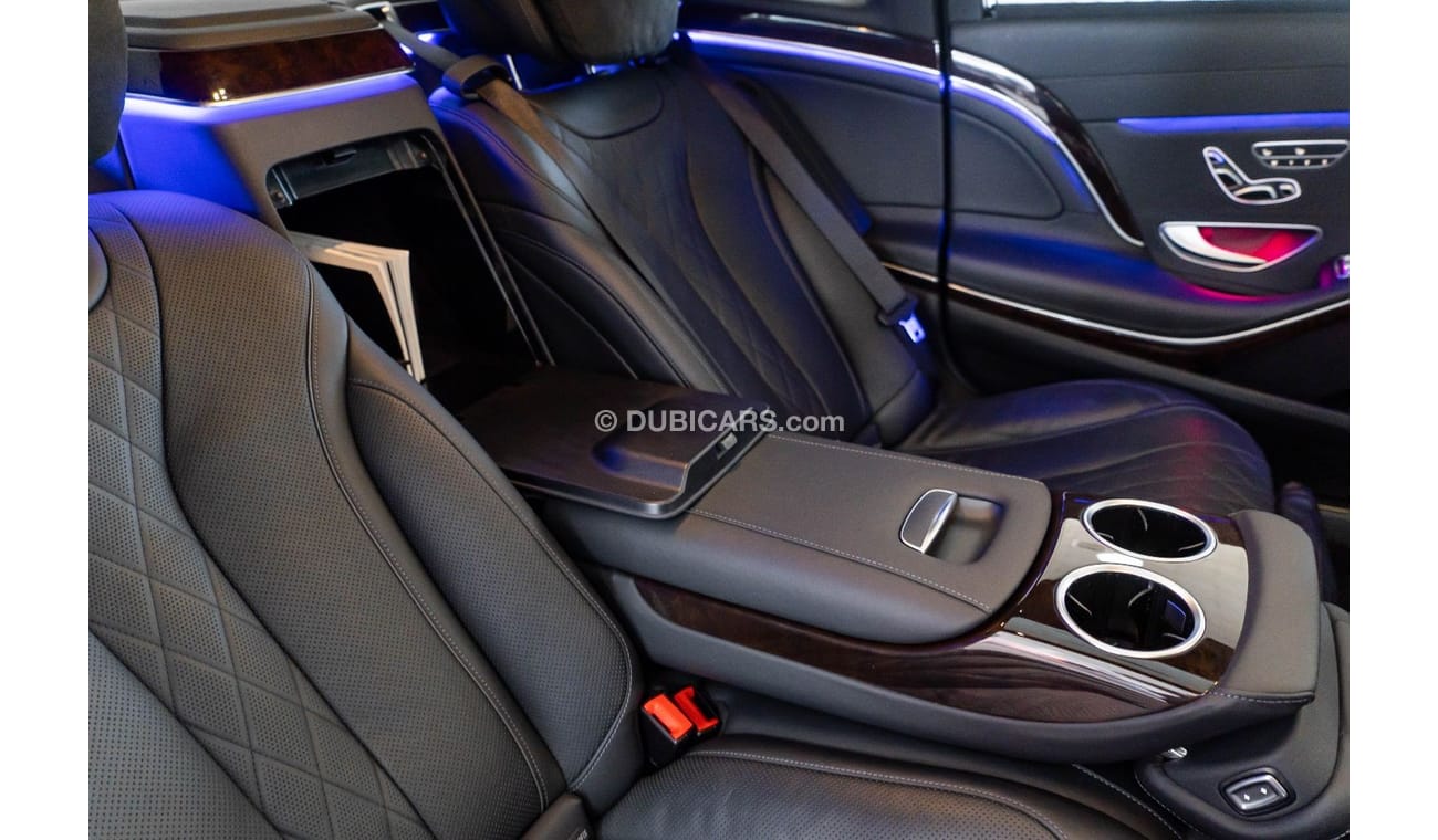 مرسيدس مايباخ S560 مايباخ 2018 Mercedes Benz Maybach S560 4MATIC / Full-Service History