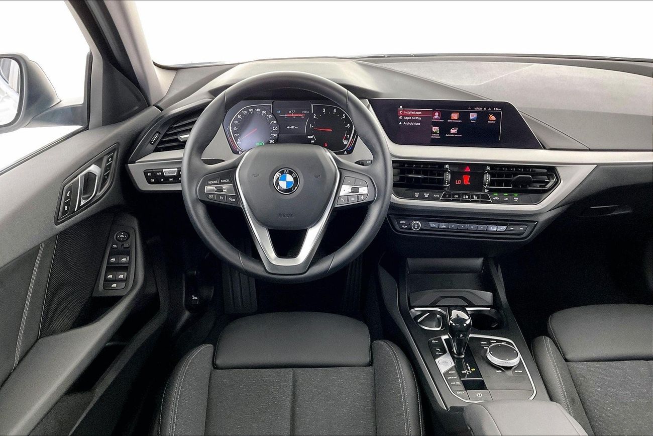 بي أم دبليو 120i Joy Edition | عرض العيد الحصري | خالية من أضرار الفيضانات