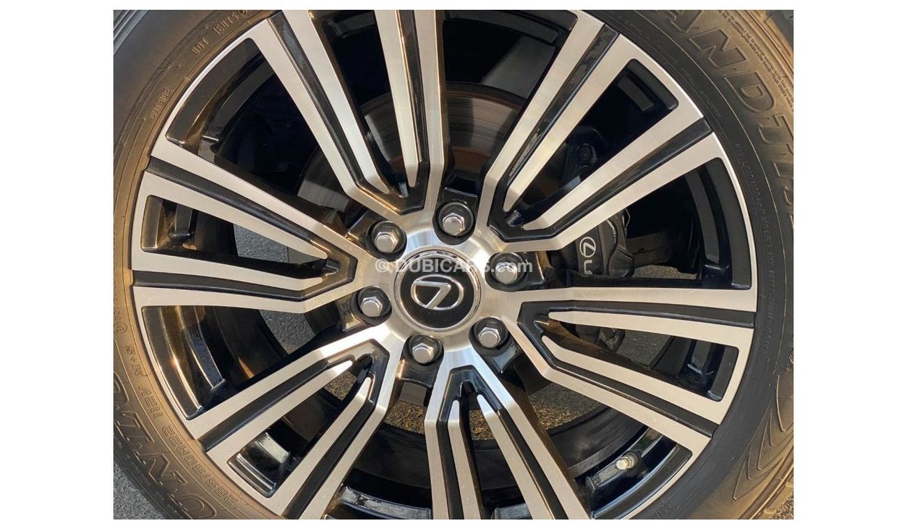 Lexus LX 600 Signature PEARL WHITE**2022**GCC SPEC UNDER WARRANTY LESS KILOMETER