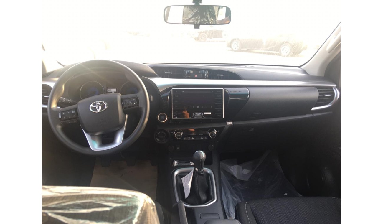 Toyota Hilux Diesel 2.4cc Manual ((Brand New))