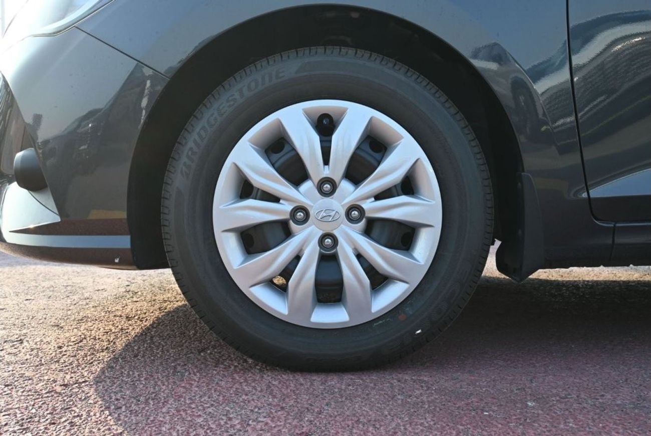 هيونداي أكسنت Hyundai Accent 1.4L Petrol Basic Option, FWD, Color Grey, Model 2023