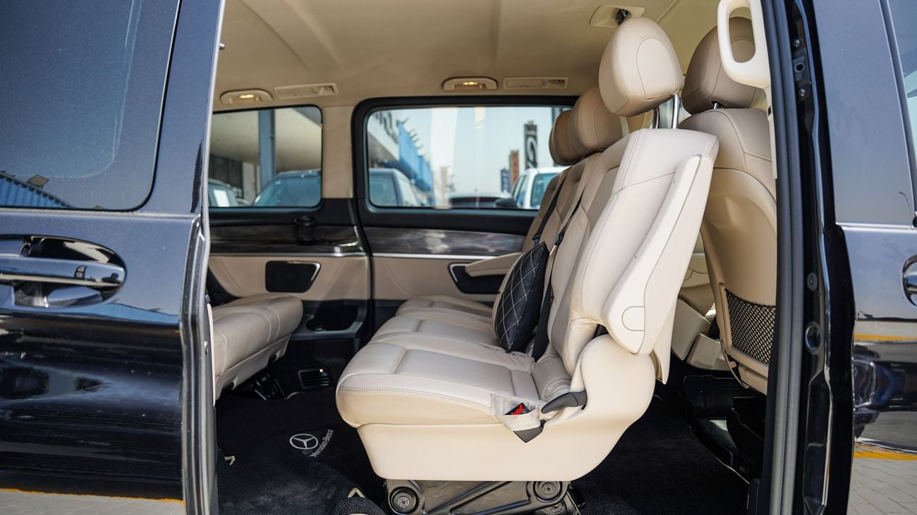 Mercedes Benz V 250