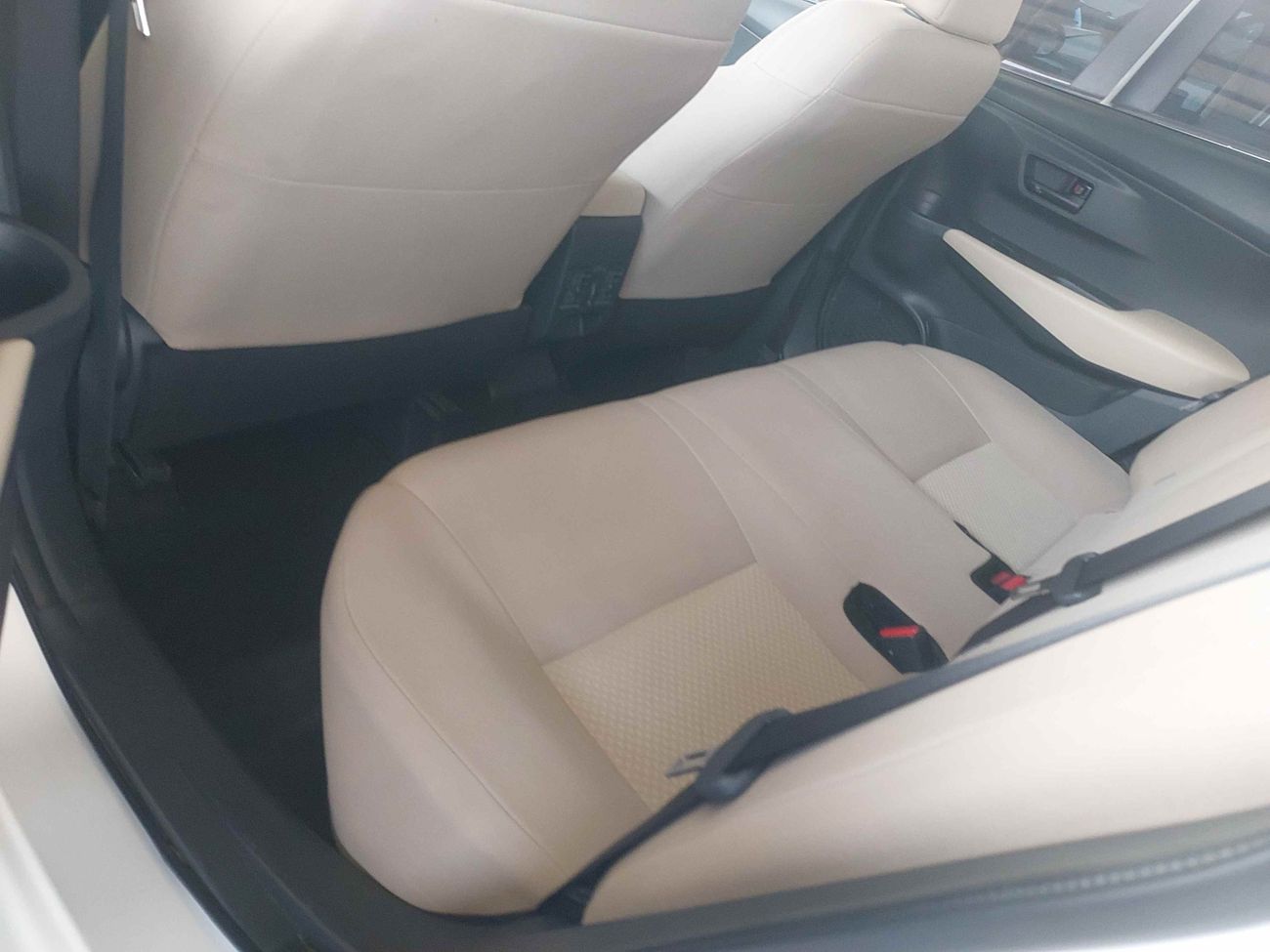 تويوتا يارس E 1.5 | بدون دفعة مقدمة | اختبار القيادة في المنزل