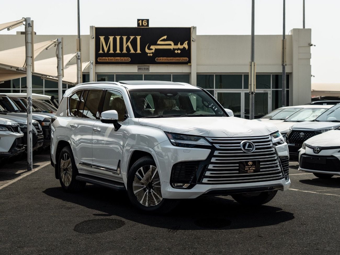 Lexus LX600 LEXUS LX 600 TURBO PLUS