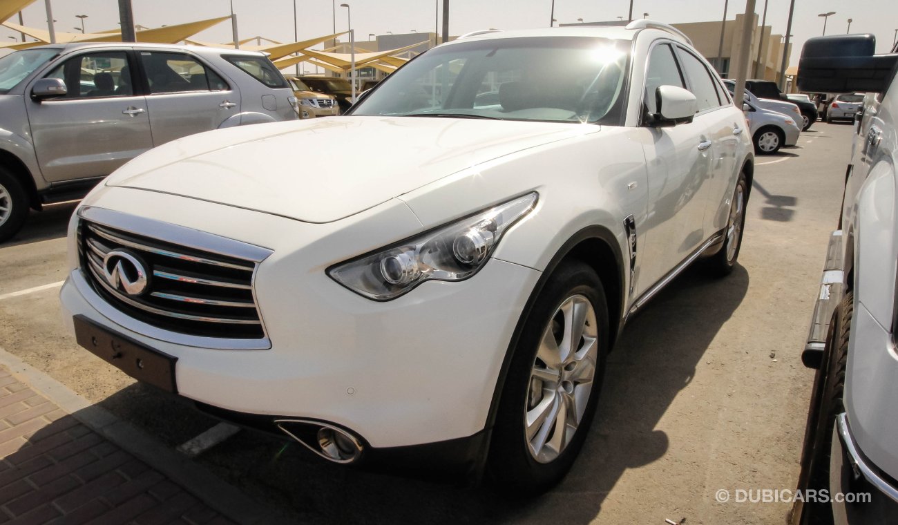 Infiniti FX37