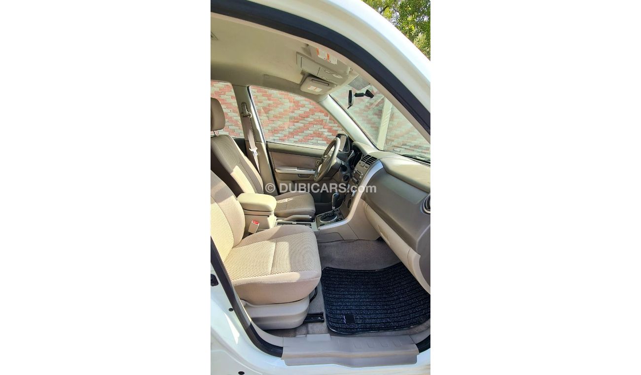 Suzuki Grand Vitara SUZUKI GRAND VITARA GCC SINGLE OWNER  EXTRA CLEAN  . ACCIDENT FREE  . NO MECHANICAL FAULTS