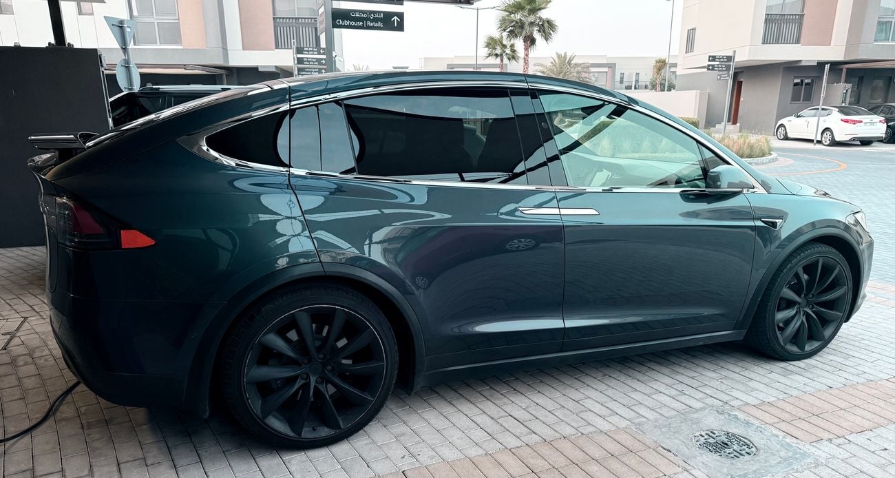 Tesla Model X 75D