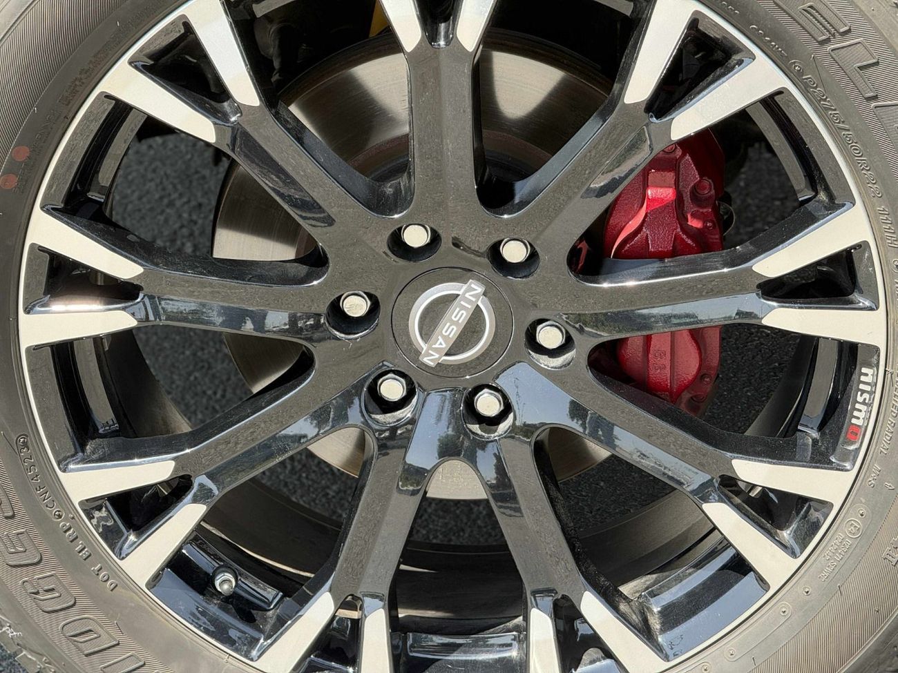 Nissan Patrol GCC SPEC UNDER WARRANTY NEAT AND CLEAN LESS KILOMETER