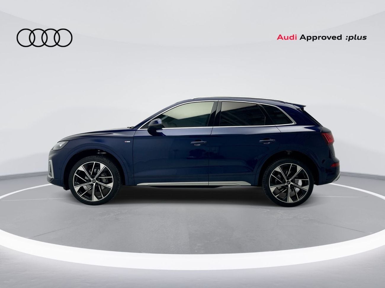 أودي Q5 45 TFSI Quattro Design 2.0L