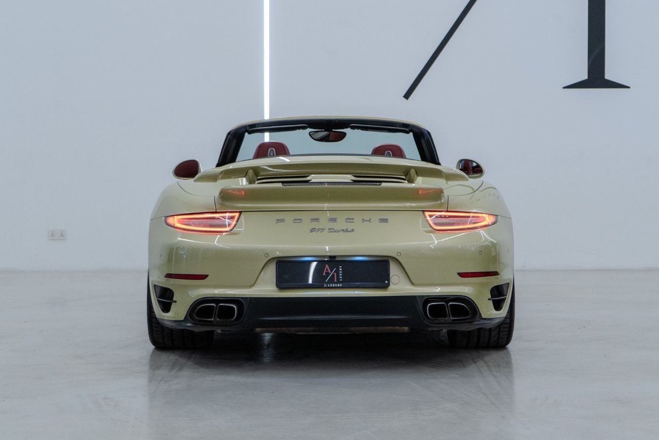 بورش 911 2015 Porsche 911 Turbo Convertible, Fully Loaded, Excellent Condition, GCC Spec