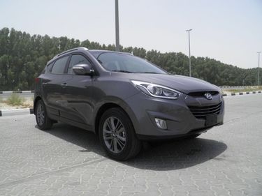Hyundai Tucson 2015 4x2 For Sale Aed 48 500 Grey Silver 2015