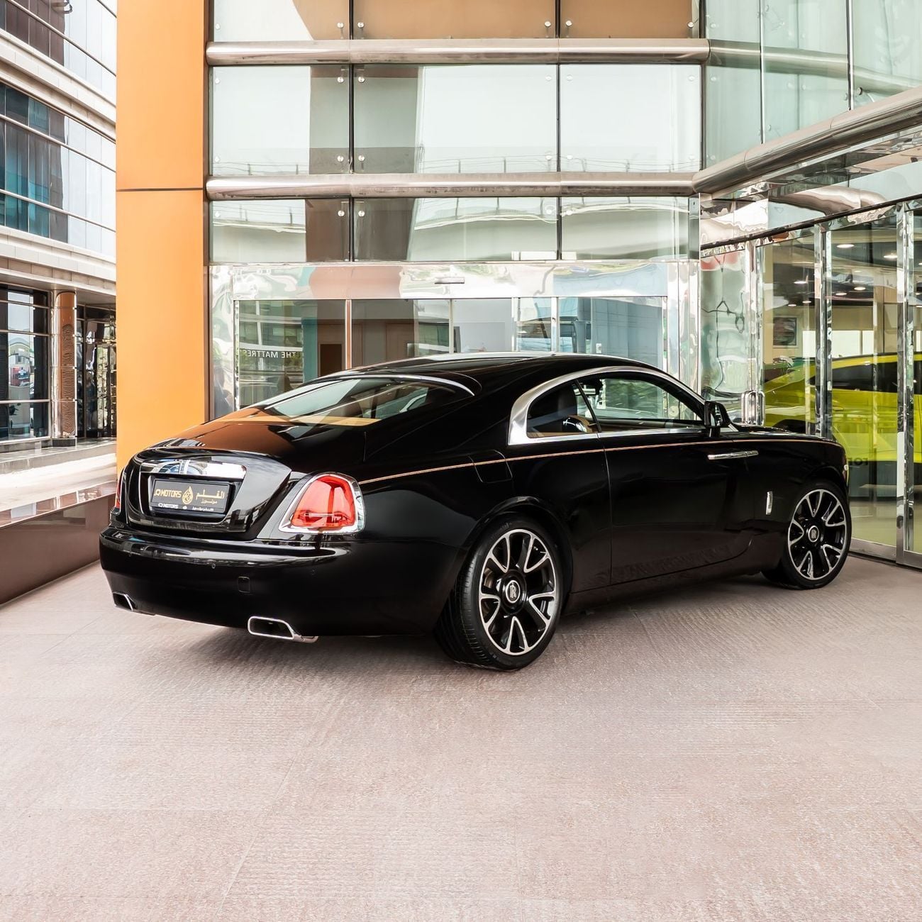 Rolls Royce Wraith STD 2017 | ROLLS ROYCE WRAITH | 3 BUTTONS | STAR LIGHT | 45,000KM | GCC