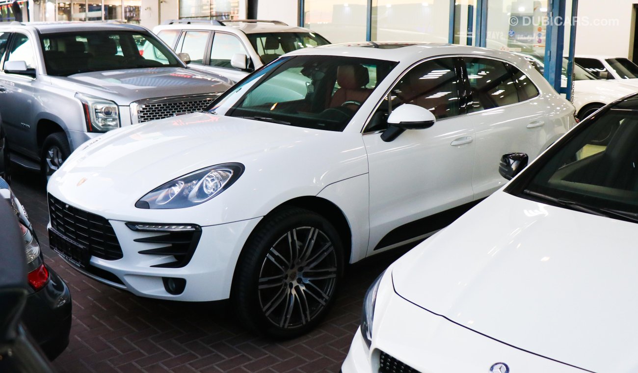 Porsche Macan S