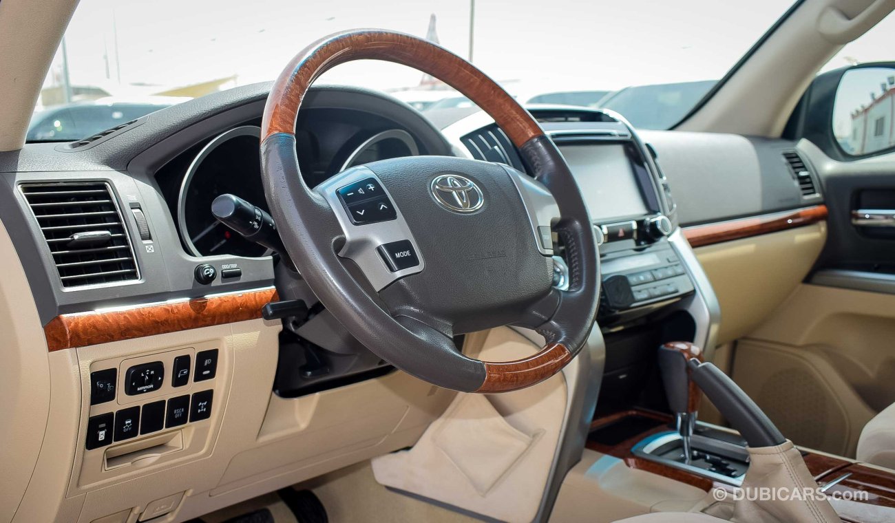 Toyota Land Cruiser VX.R V8 5.7